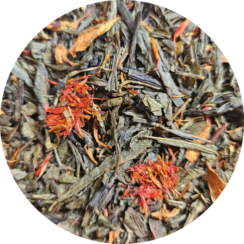 Hojas de té verde con canela y flores de azahar en tonos verdes y naranjas.