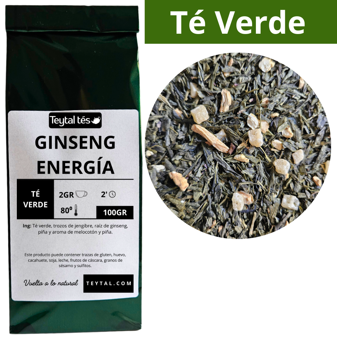 Bolsa verde oscuro de té verde Ginseng Energía 100 g con etiqueta blanca y círculos con hojas y trozos de raíz visible.